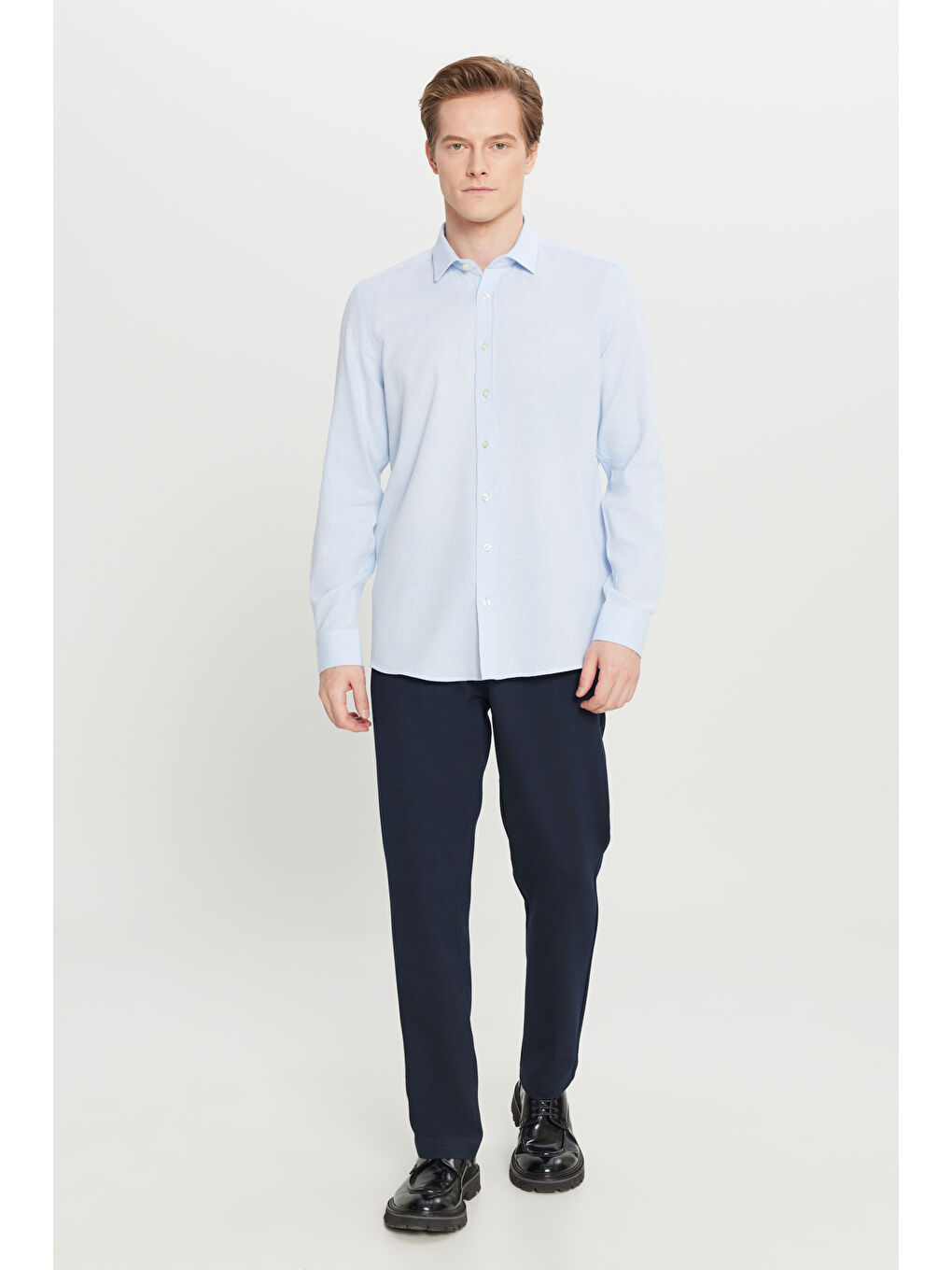 Erkek Açık Mavi %100 Pamuk Tailored Slim Fit Dar Kesim Klasik Yaka Armürlü Gömlek-1