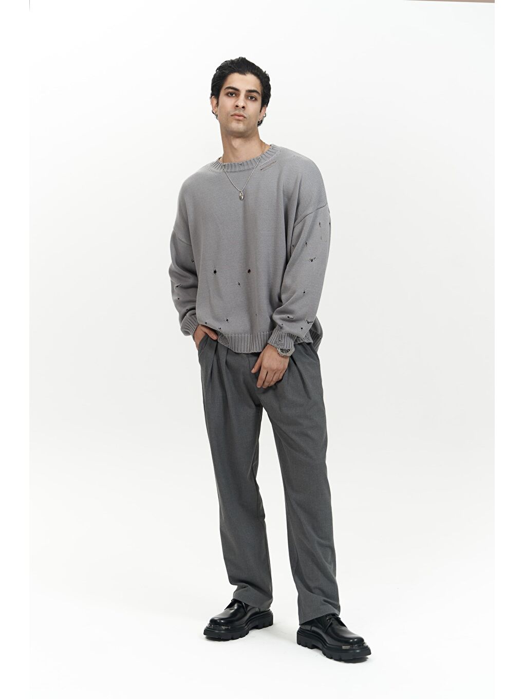 Gri Alec Fitilli Yırtık Detay Füme Erkek Triko Kazak-7