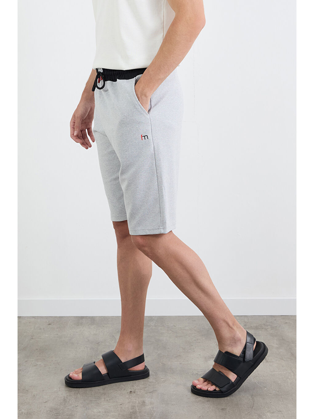 Gri Fitilli Beli Bağlamalı Kargo Cepli Şort-2