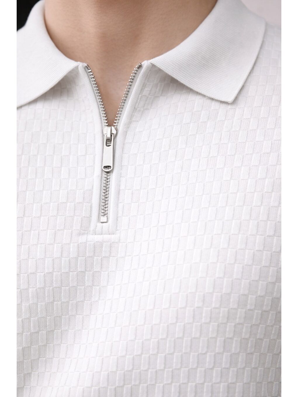 Beyaz Erkek Fermuarlı Polo Yaka Triko Tişört Slim Fit Dokulu Yazlık Casual-1