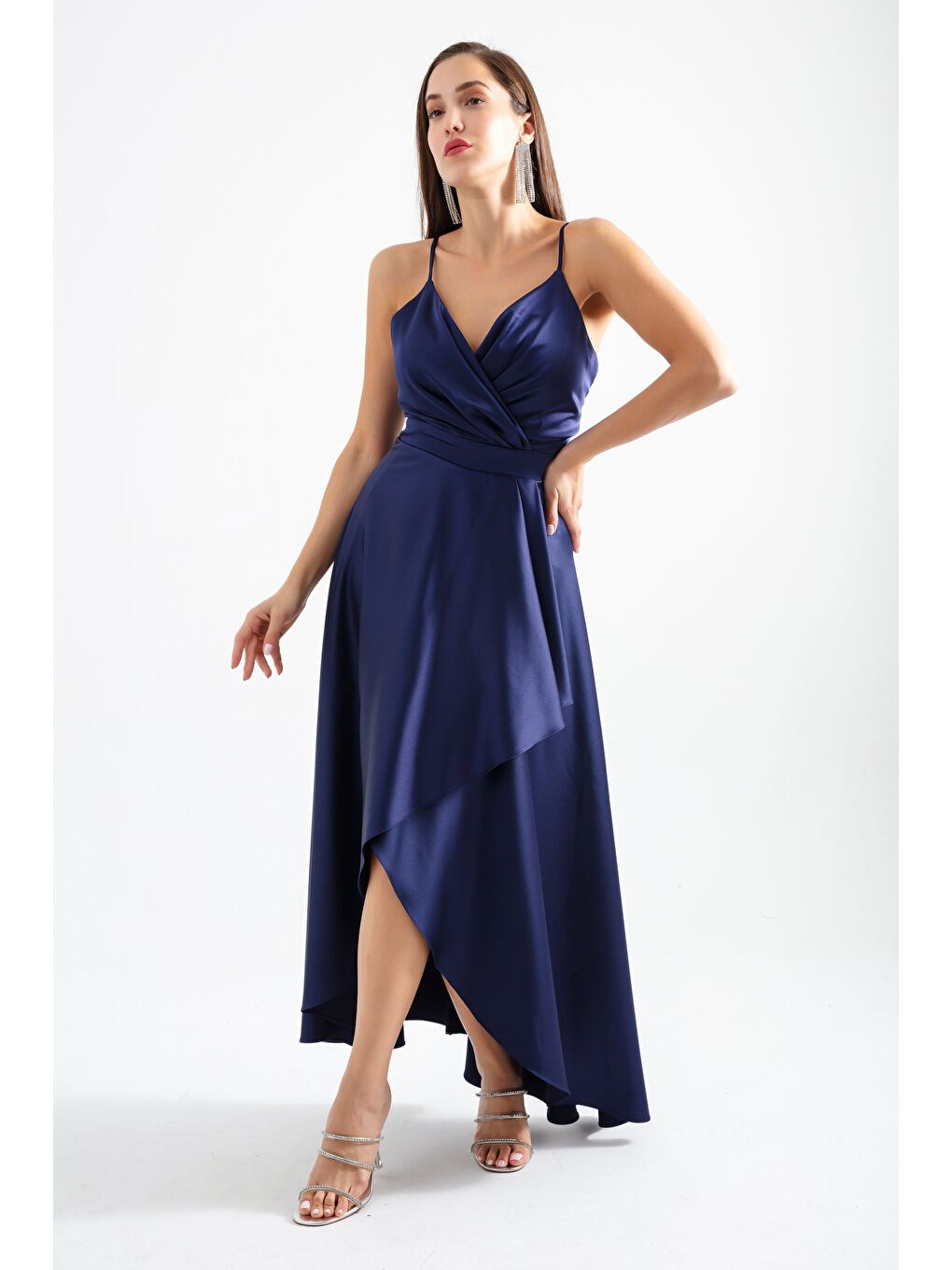 Kadın Lacivert Kruvaze Yaka Volanlı Midi Saten Abiye Elbise-1