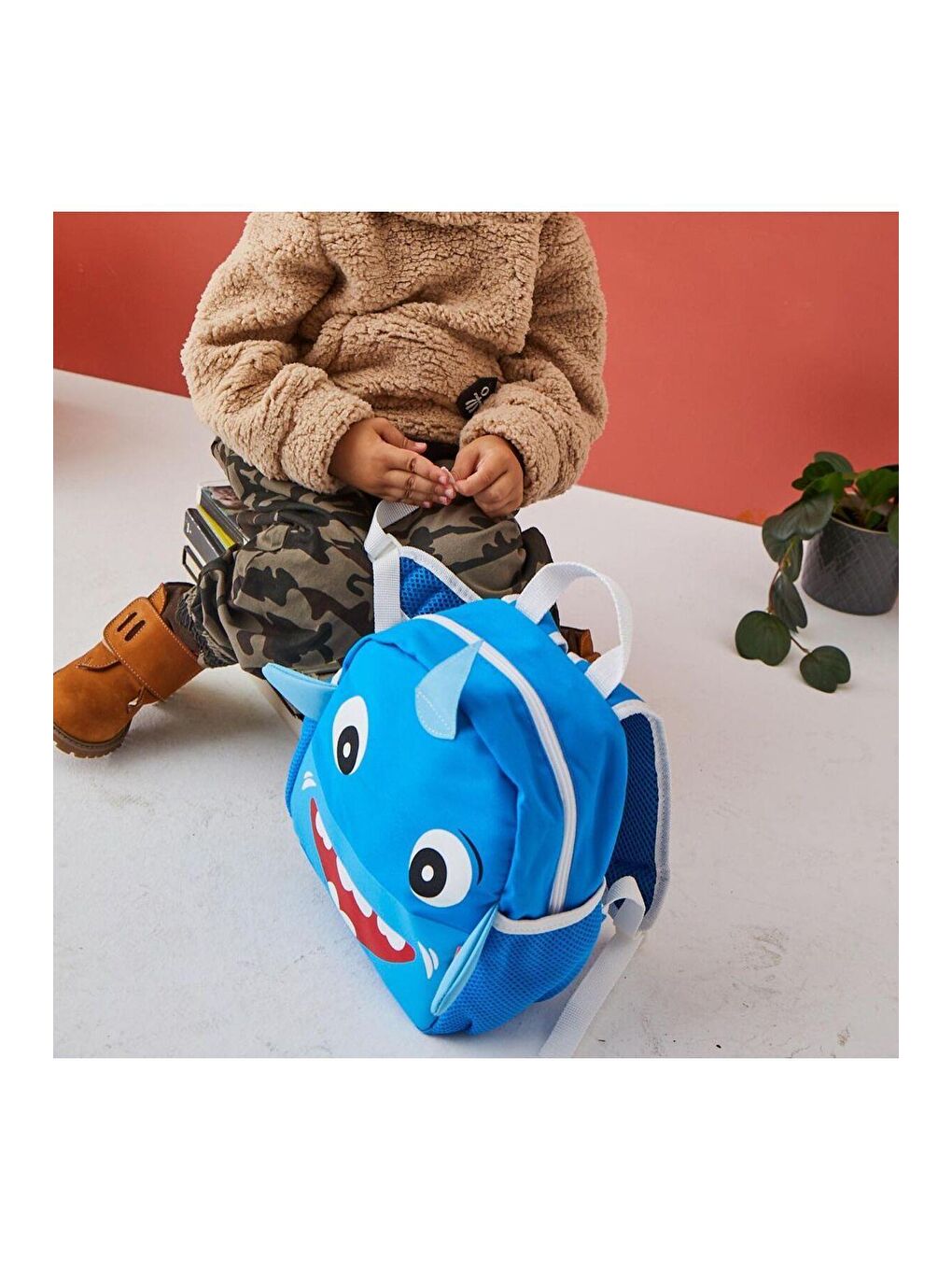 Karışık Çocuk Köpek Balığı Desenli Okul Kreş Sırt Çantası (1-5 Yaş)-2