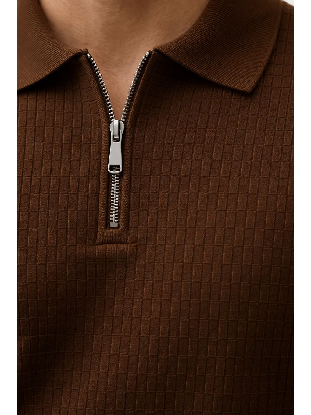 Kahverengi Erkek Fermuarlı Polo Yaka Triko Tişört Slim Fit Dokulu Yazlık Casual-1