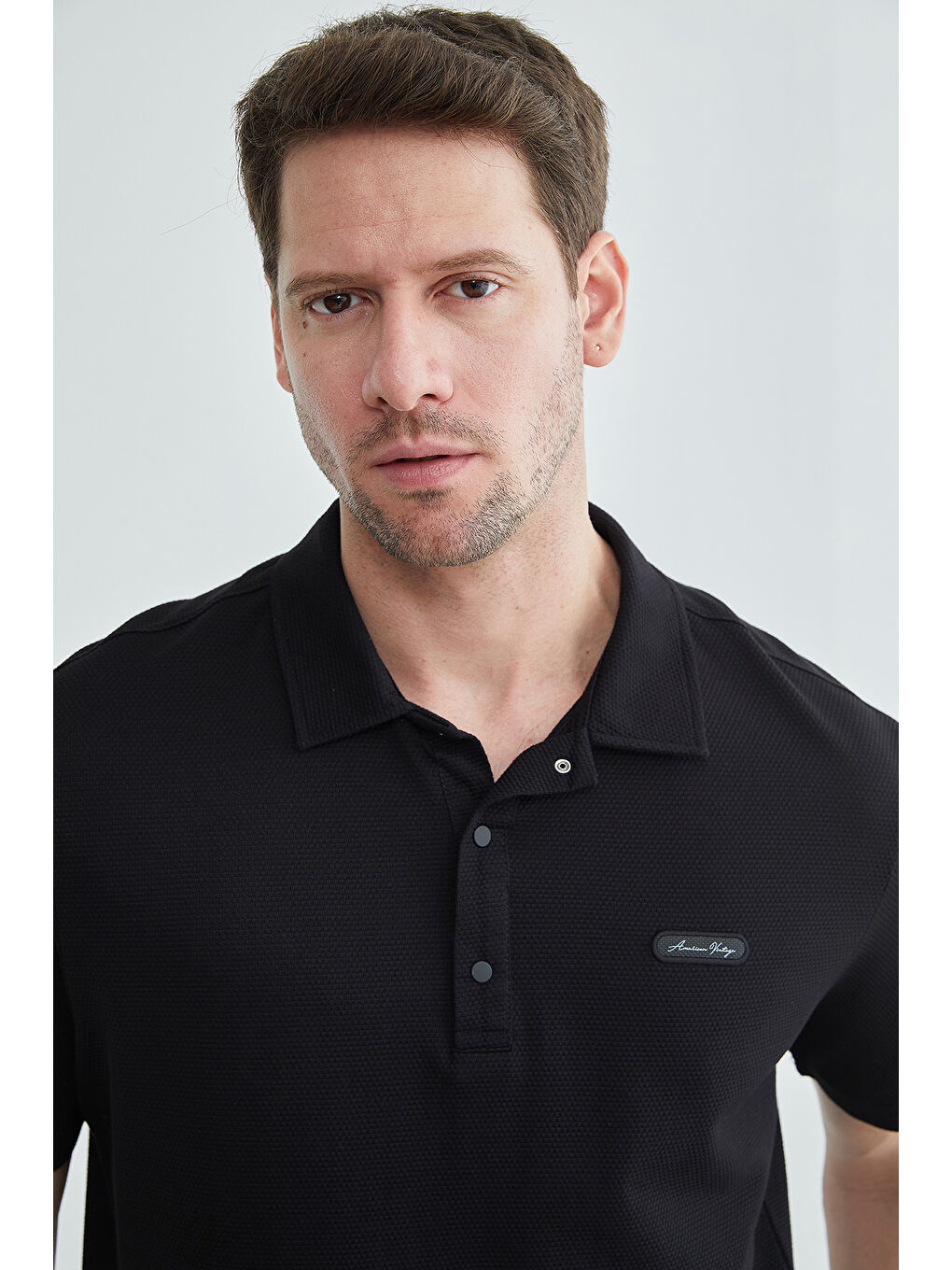 Siyah Petek Kumaş Çıtçıtlı Polo Yaka Tişört-1