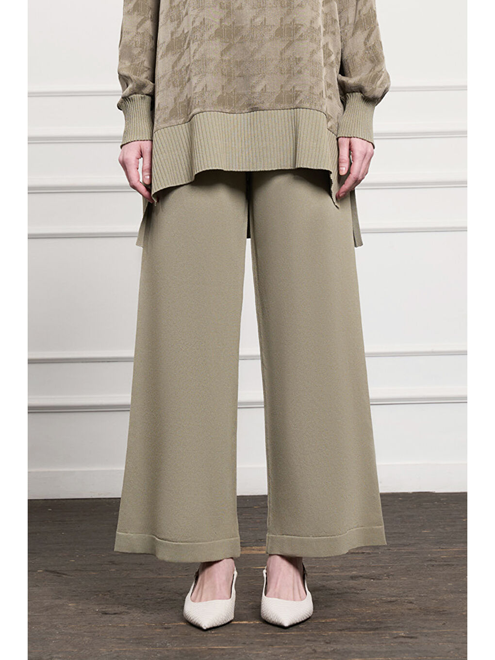 Merserize Bol Paça Pantolon 002 Çağla Yeşili-1