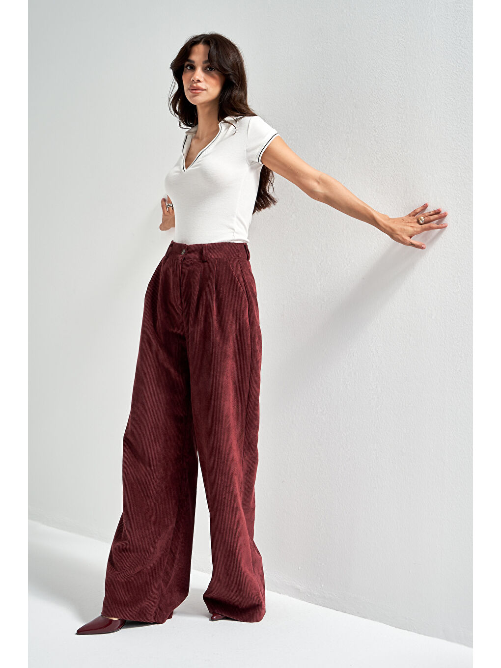 Kadın Bordo Renk w5-35 Süper Palazzo Fit Pileli Kalın Fitilli Velvet Kadife Kumaş Pantolon-3