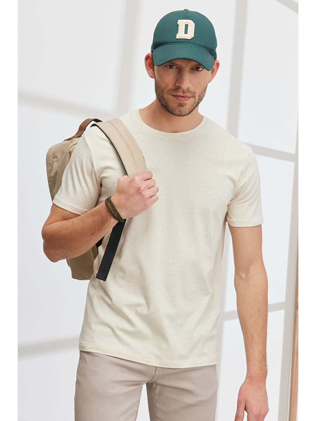 Erkek Bej Melanj Slim Fit Dar Kesim Bisiklet Yaka Pamuklu Kısa Kollu Tişört-3