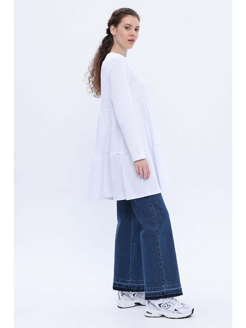 Beyaz-Pamuklu Robadan Büzgülü Tunik-2