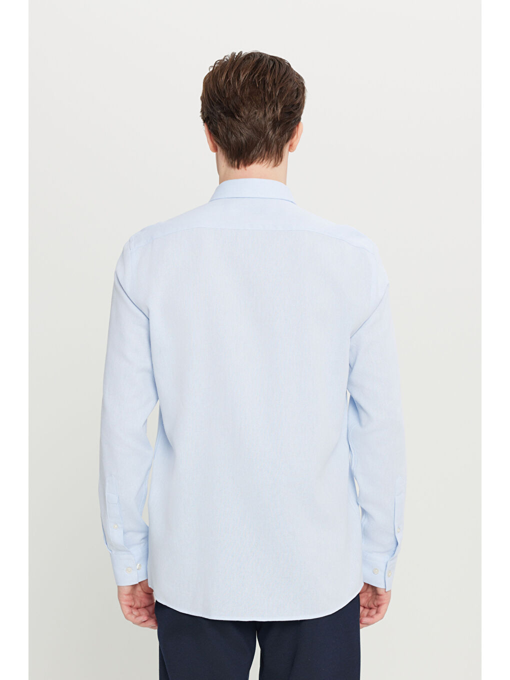 Erkek Açık Mavi %100 Pamuk Tailored Slim Fit Dar Kesim Klasik Yaka Armürlü Gömlek-4
