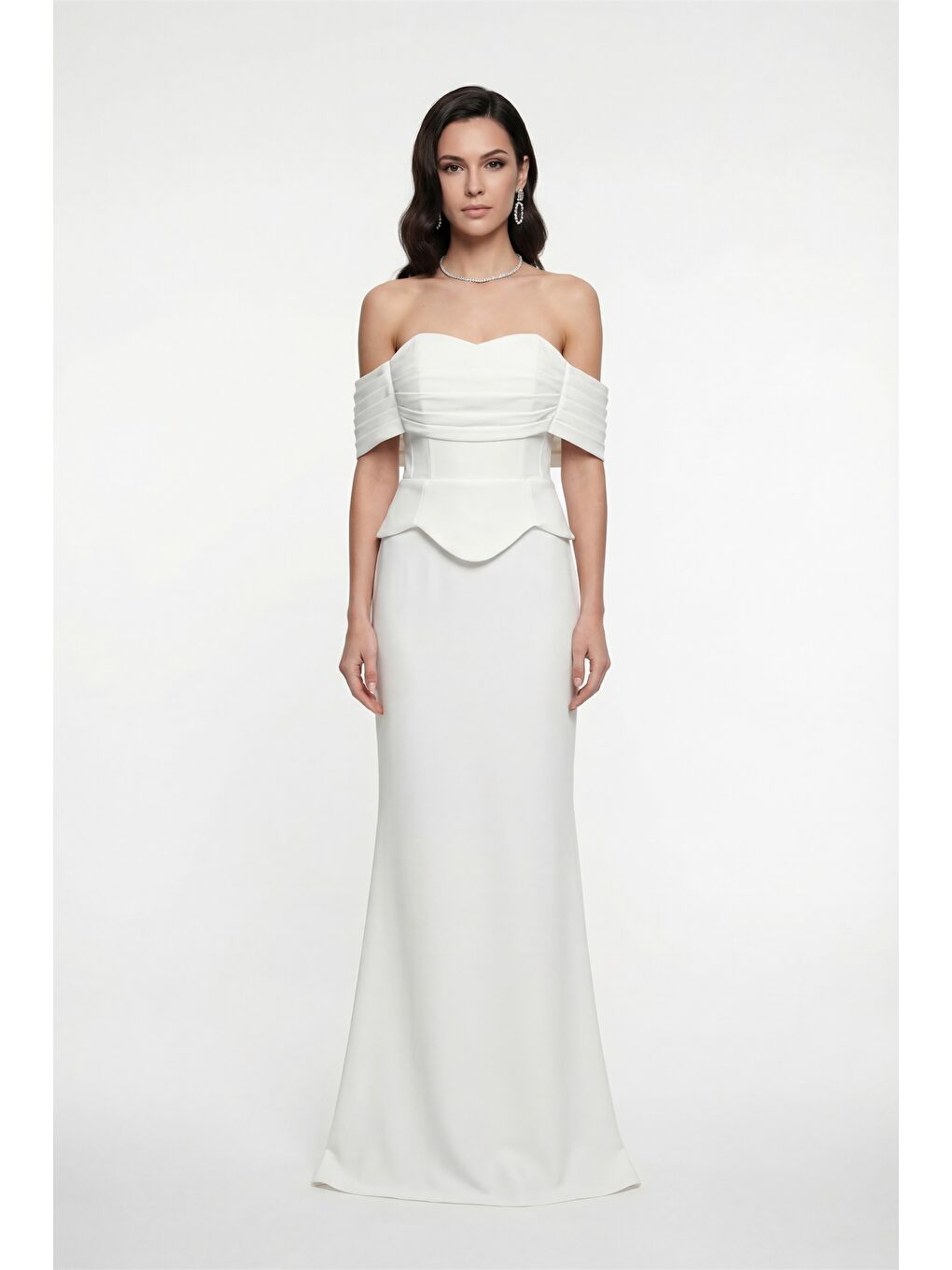 Kadın Beyaz Kayık Yaka Peplum Detay Uzun Balık Abiye