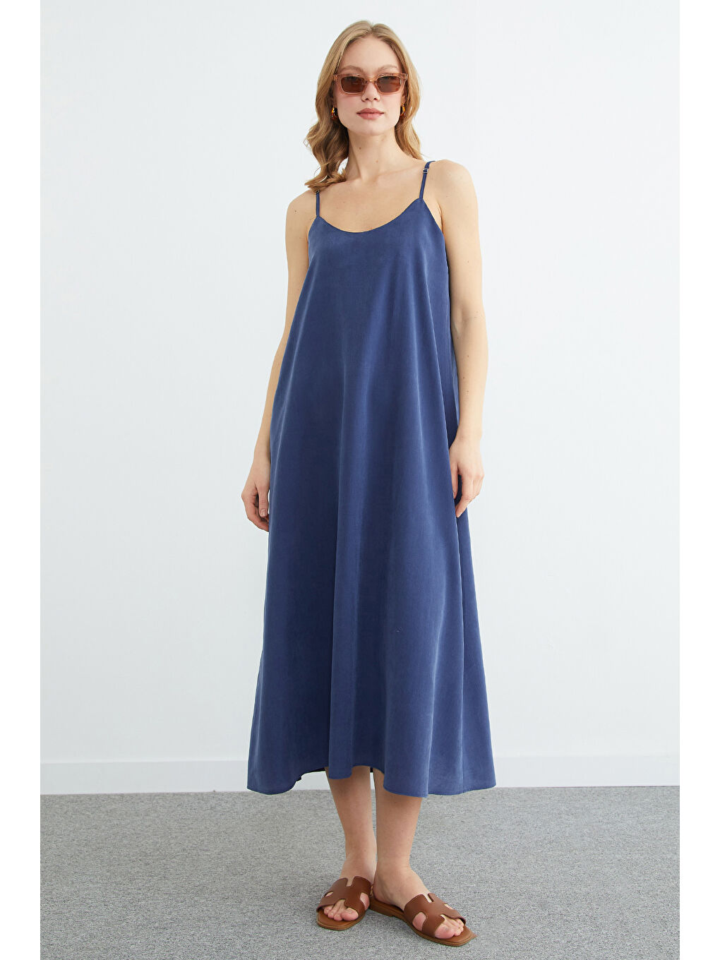 Lacivert Basic İp Askılı Maxi Boy Elbise