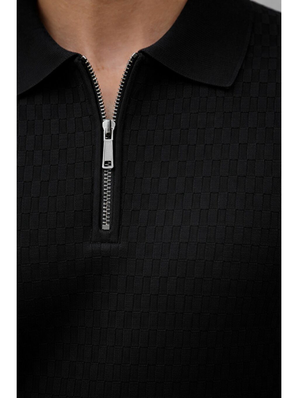 Siyah Erkek Fermuarlı Polo Yaka Triko Tişört Slim Fit Dokulu Yazlık Casual-1