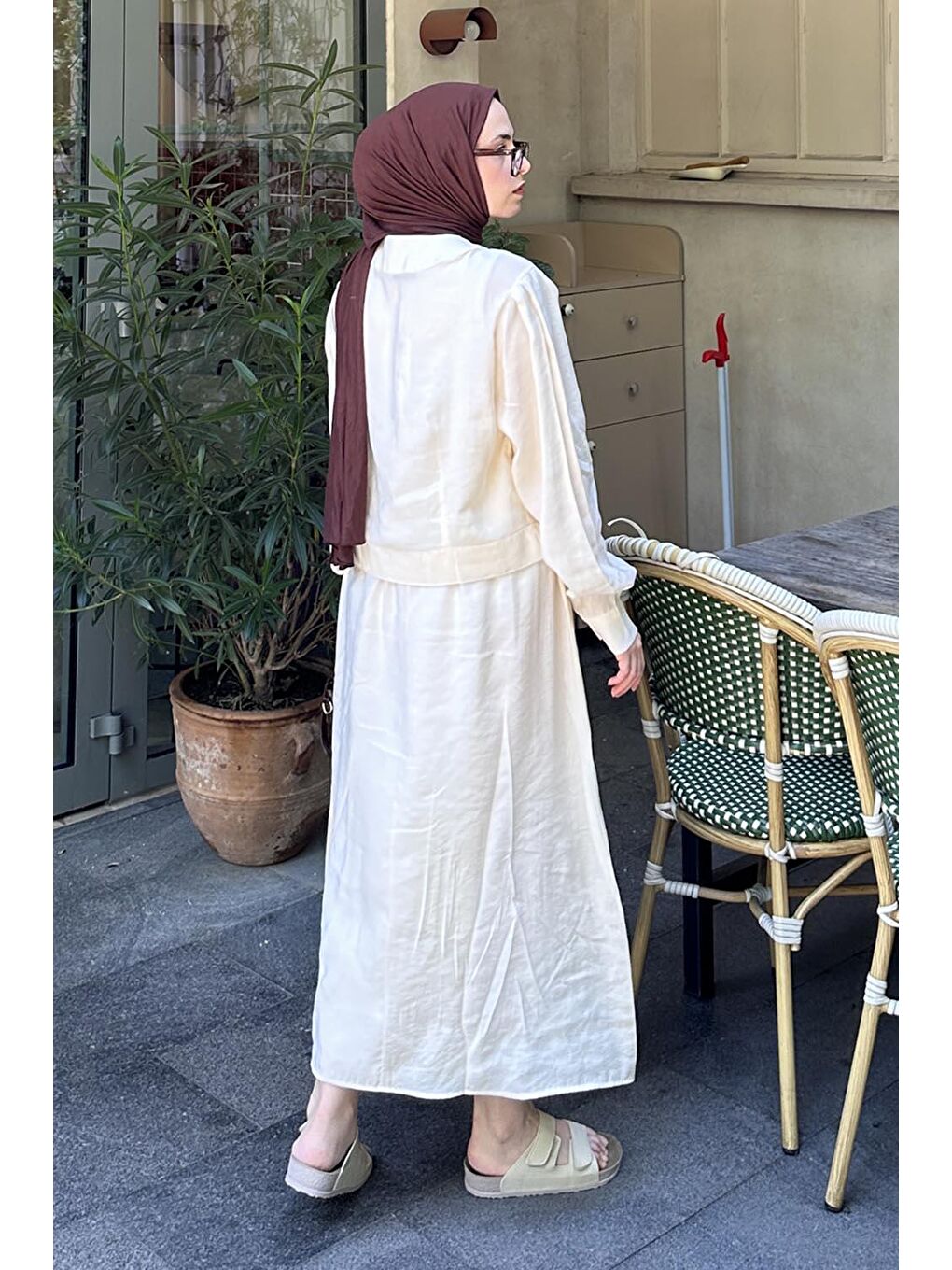 Bej Etekli Tesettür Takım Taş-2