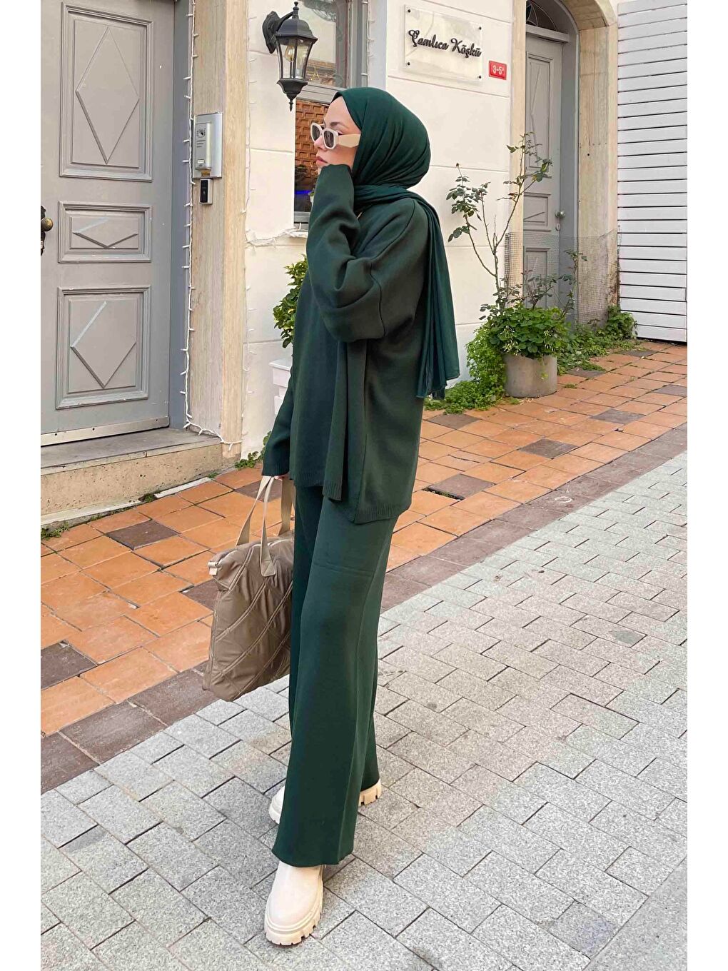 Düz İkili Triko Tesettür Takım Zümrüt Yeşili-1