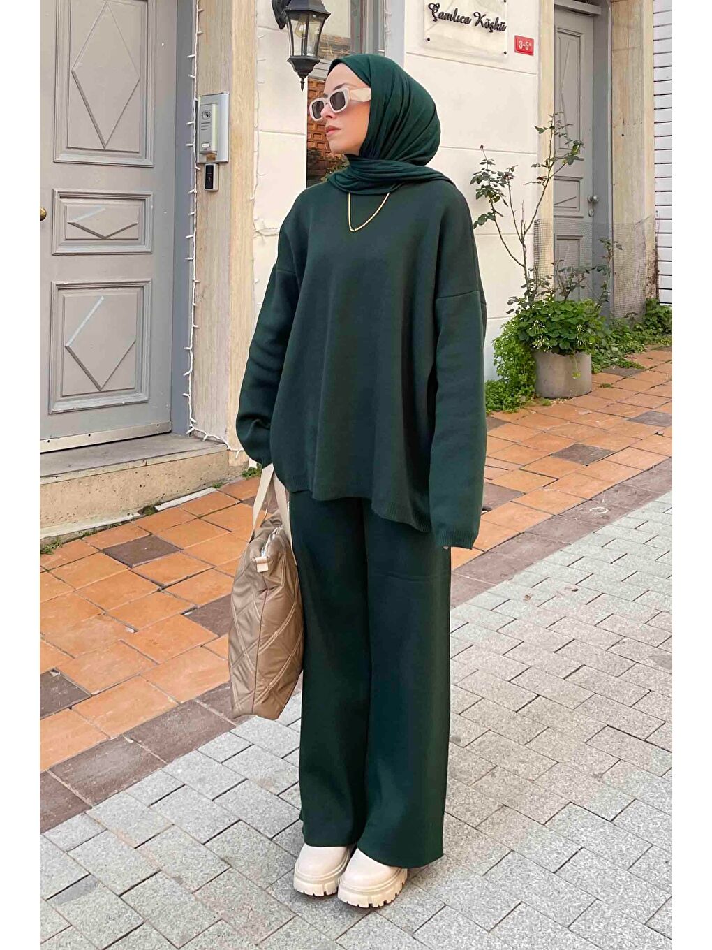 Düz İkili Triko Tesettür Takım Zümrüt Yeşili-2
