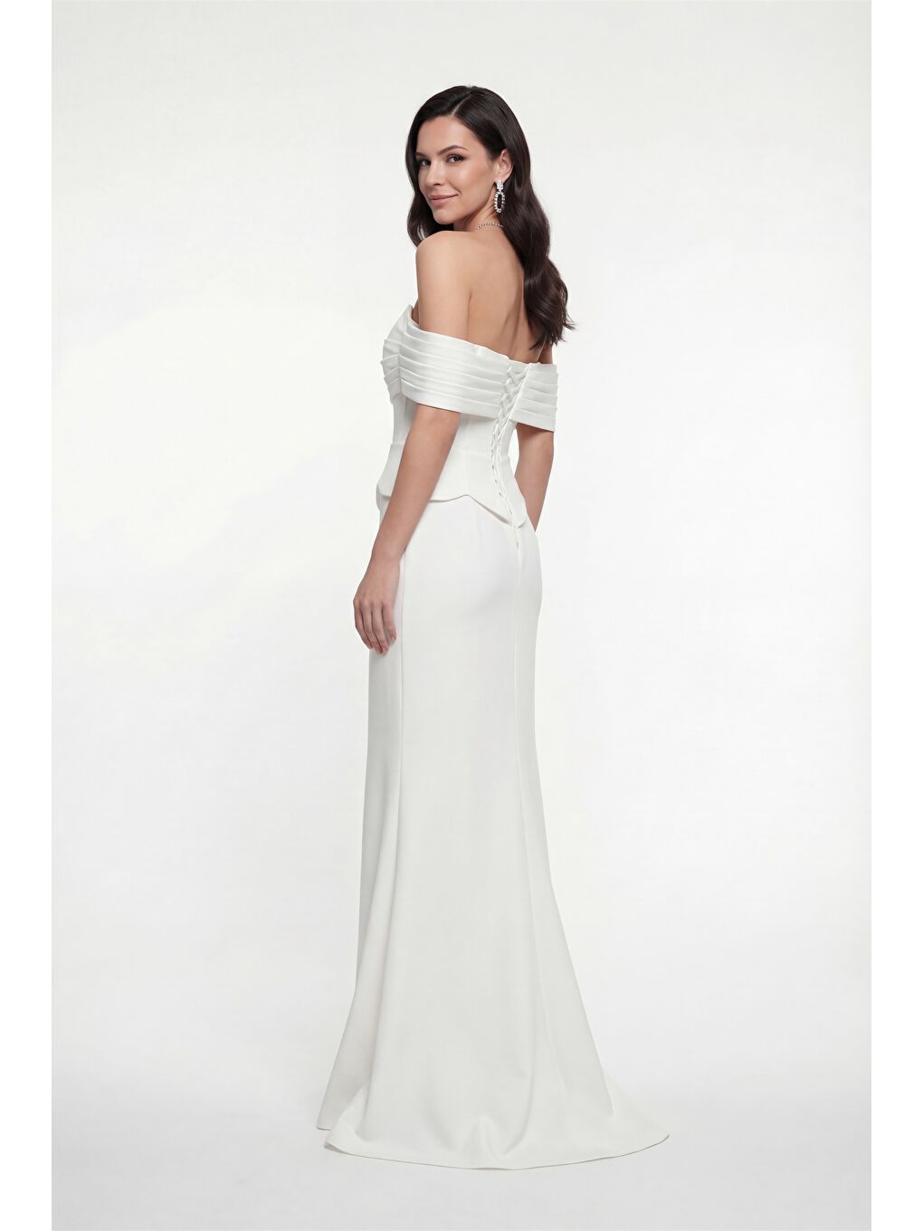 Kadın Beyaz Kayık Yaka Peplum Detay Uzun Balık Abiye-4