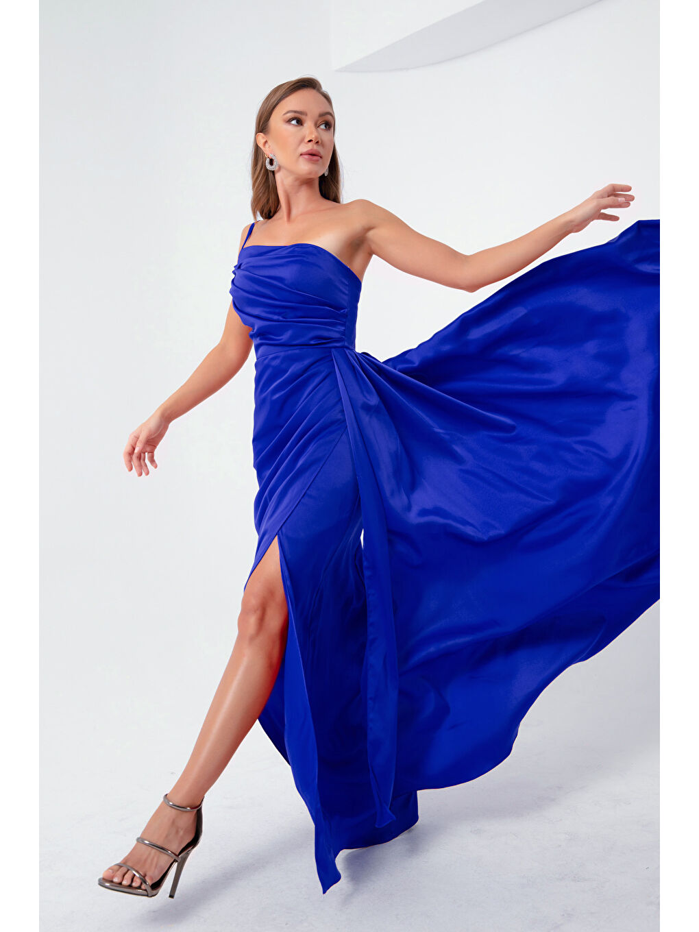 Mavi Kadın Saks Tek Omuzlu Saten Abiye & Mezuniyet Elbisesi-3