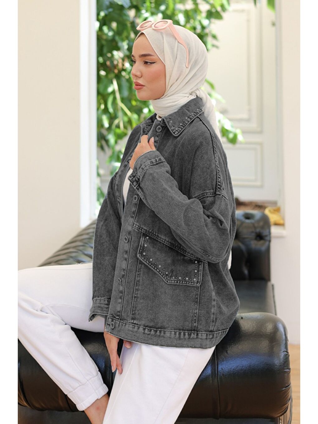 Kadın Taş Detaylı Oversize Denim Jean Ceket Siyah   26572-1