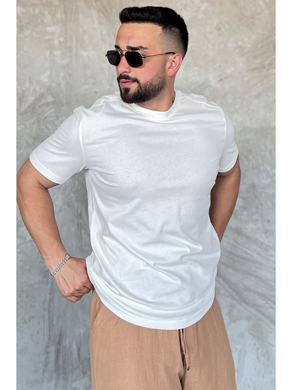 Ekru Erkek Bisiklet Yaka Tişört-1