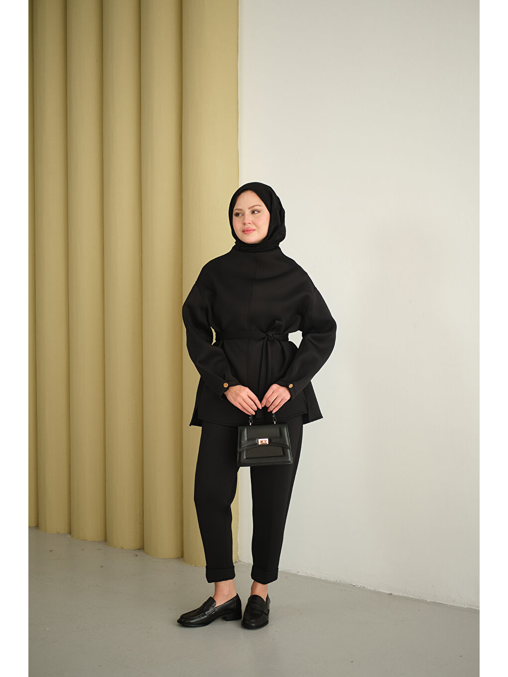 Kadın Bel Bağlamalı Takım Siyah