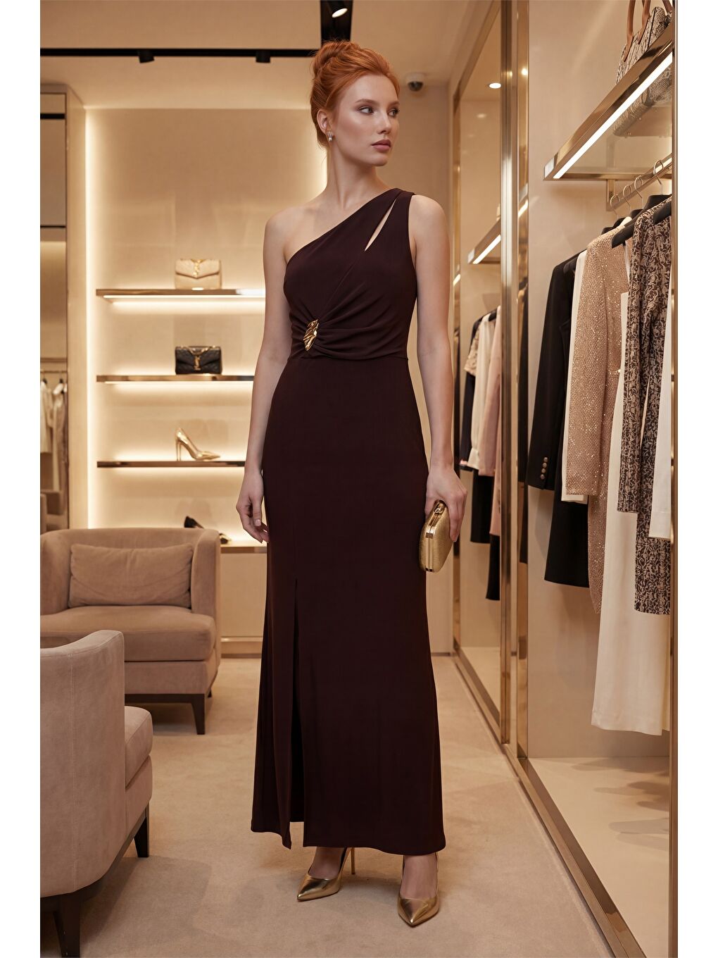 Kadın Kahverengi Tek Omuz Aksesuar Detay Maxi Elbise-3