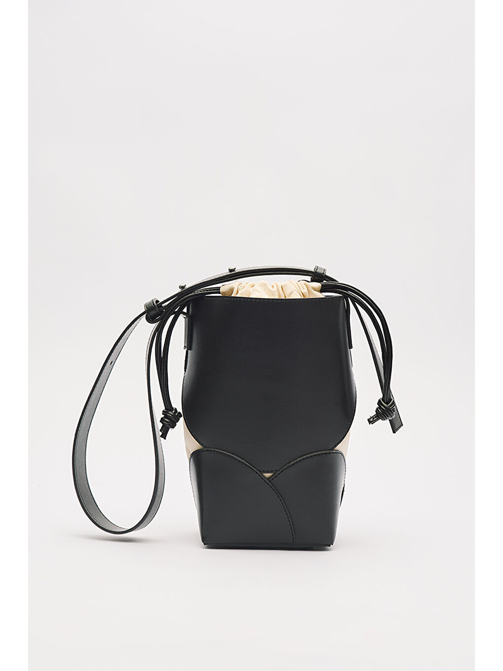 Lıona Kanvas Keseli Çanta Siyah-3