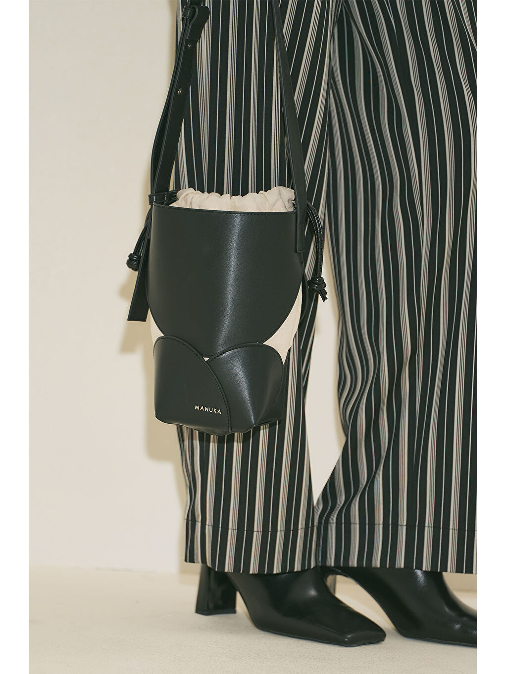 Lıona Kanvas Keseli Çanta Siyah-8