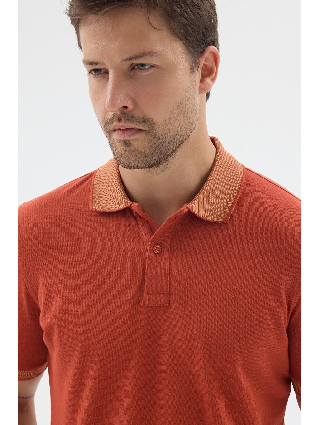 Kahverengi Tarçın Polo Yaka Pike Kısa Kol Slim Fit %100 Pamuk Tişört 1011260171-3