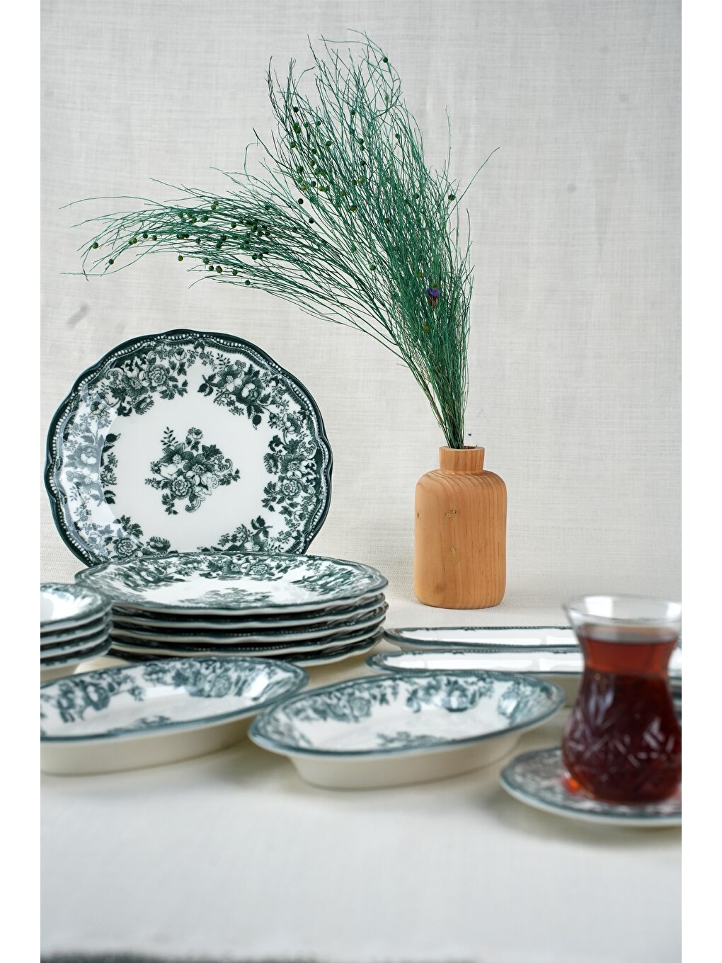 Beyaz Porselen Velour Green Fulya Kahvaltı Seti 6 Kişilik 20 Parça-3