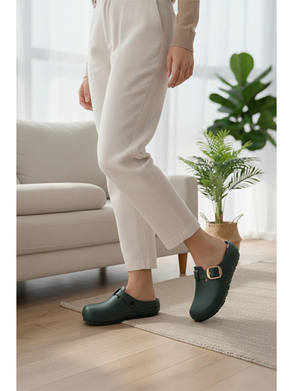 Yeşil Lovi Kadın Gold Tokalı Geometrik Desenli Comfort Clog Kadın Terlik Lüks Tasarım-1