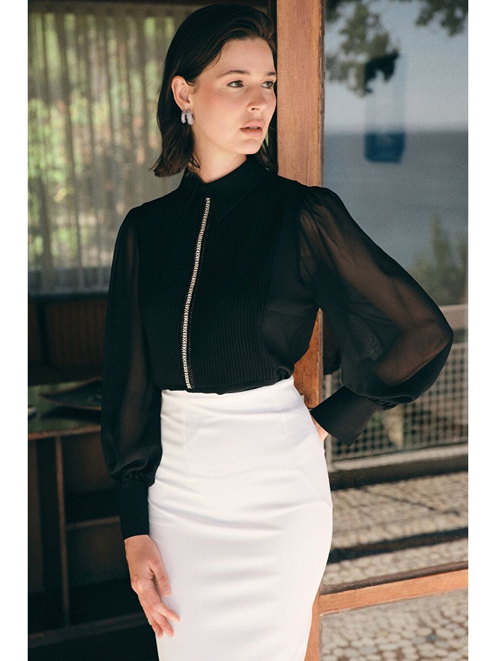 Nervür Detaylı Bluz - Siyah-2