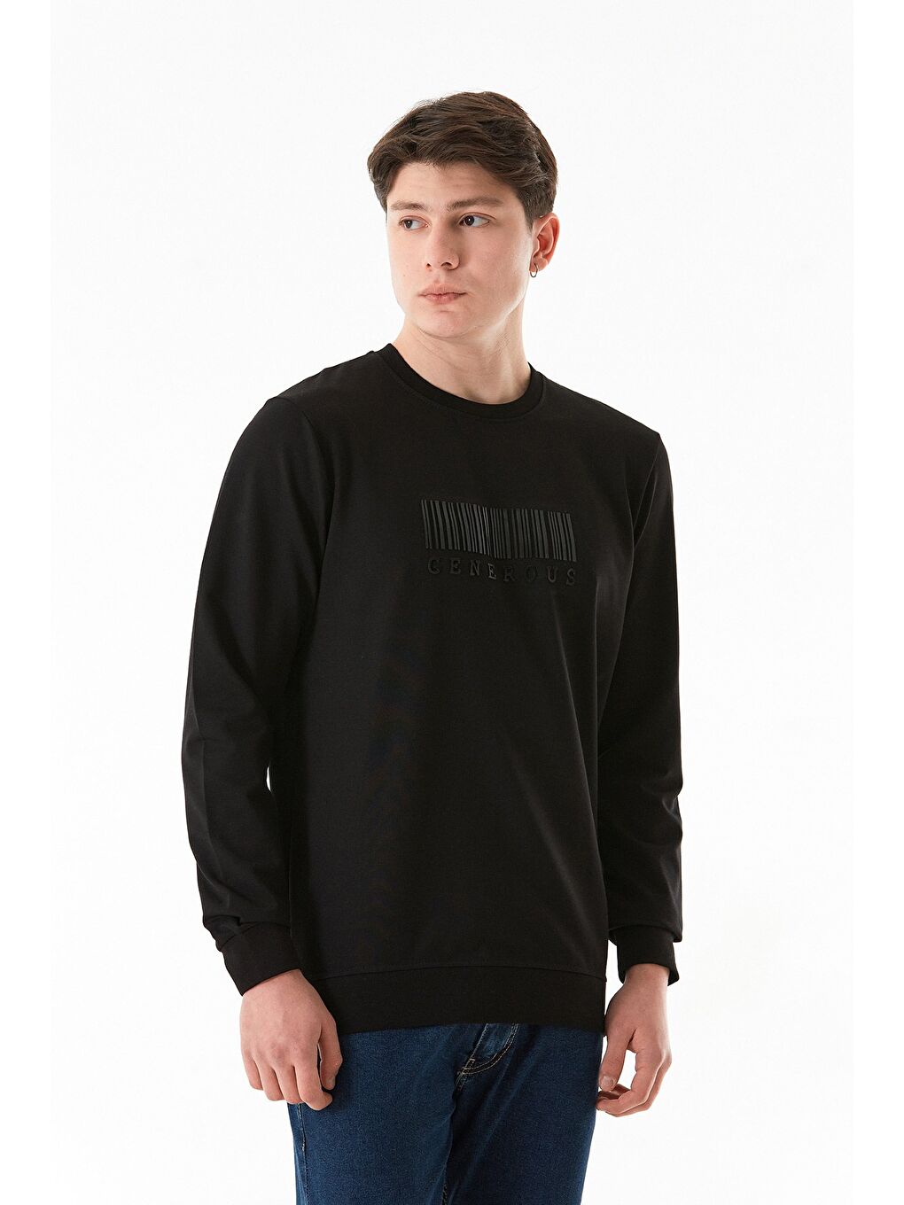 Siyah Generous Yazı Kabartmalı Bisiklet Yaka Sweatshirt