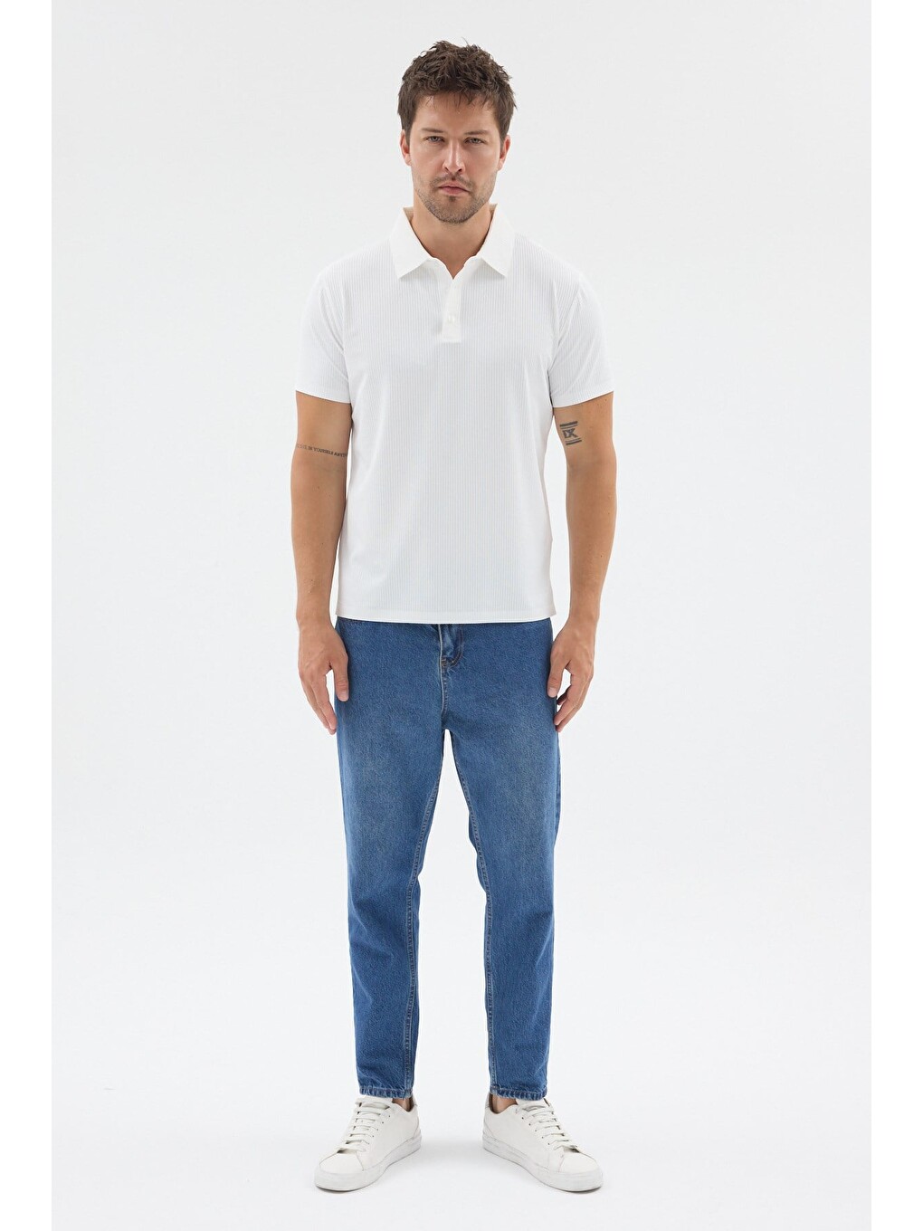 Beyaz Polo Yaka Örme Kısa Kol Standart Fit Esnek Tişört 1011260179-1