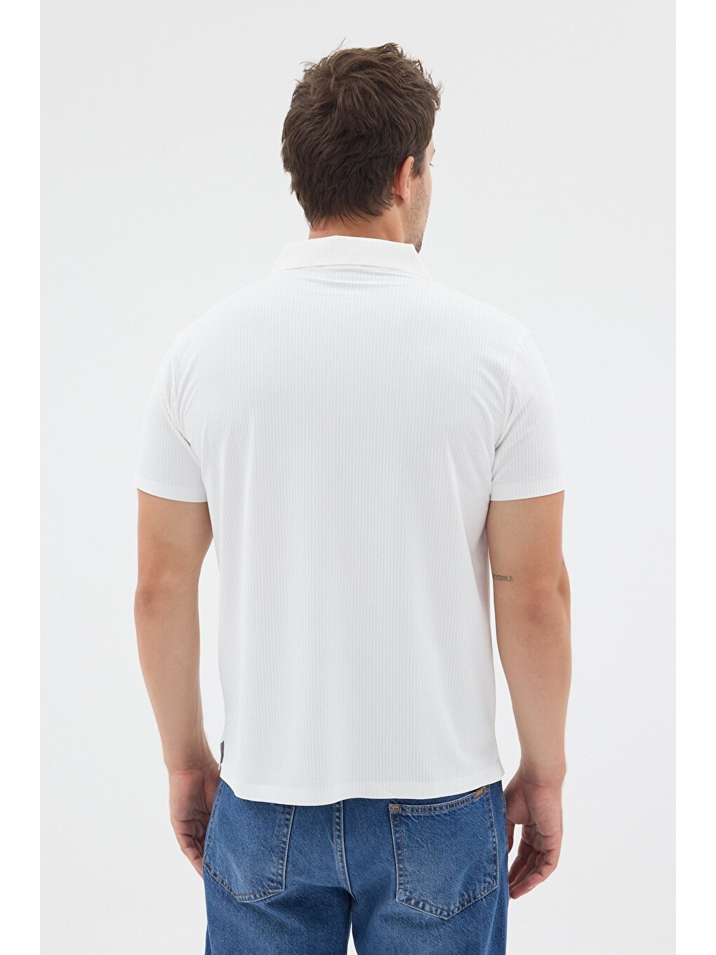 Beyaz Polo Yaka Örme Kısa Kol Standart Fit Esnek Tişört 1011260179-4