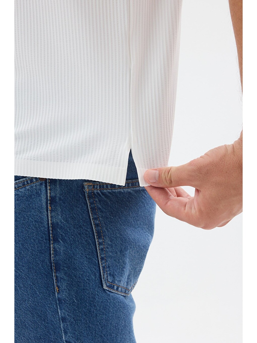 Beyaz Polo Yaka Örme Kısa Kol Standart Fit Esnek Tişört 1011260179-5