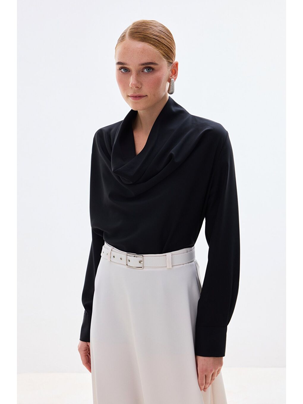 Degaje Yaka Bluz - Siyah-2