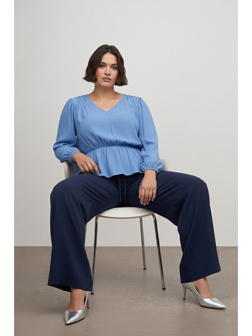 Mavi Beli Lastikli Bluz-1