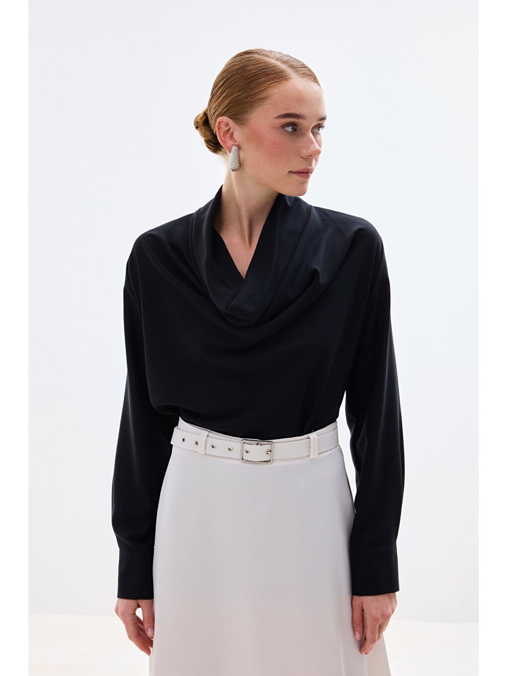 Degaje Yaka Bluz - Siyah-4