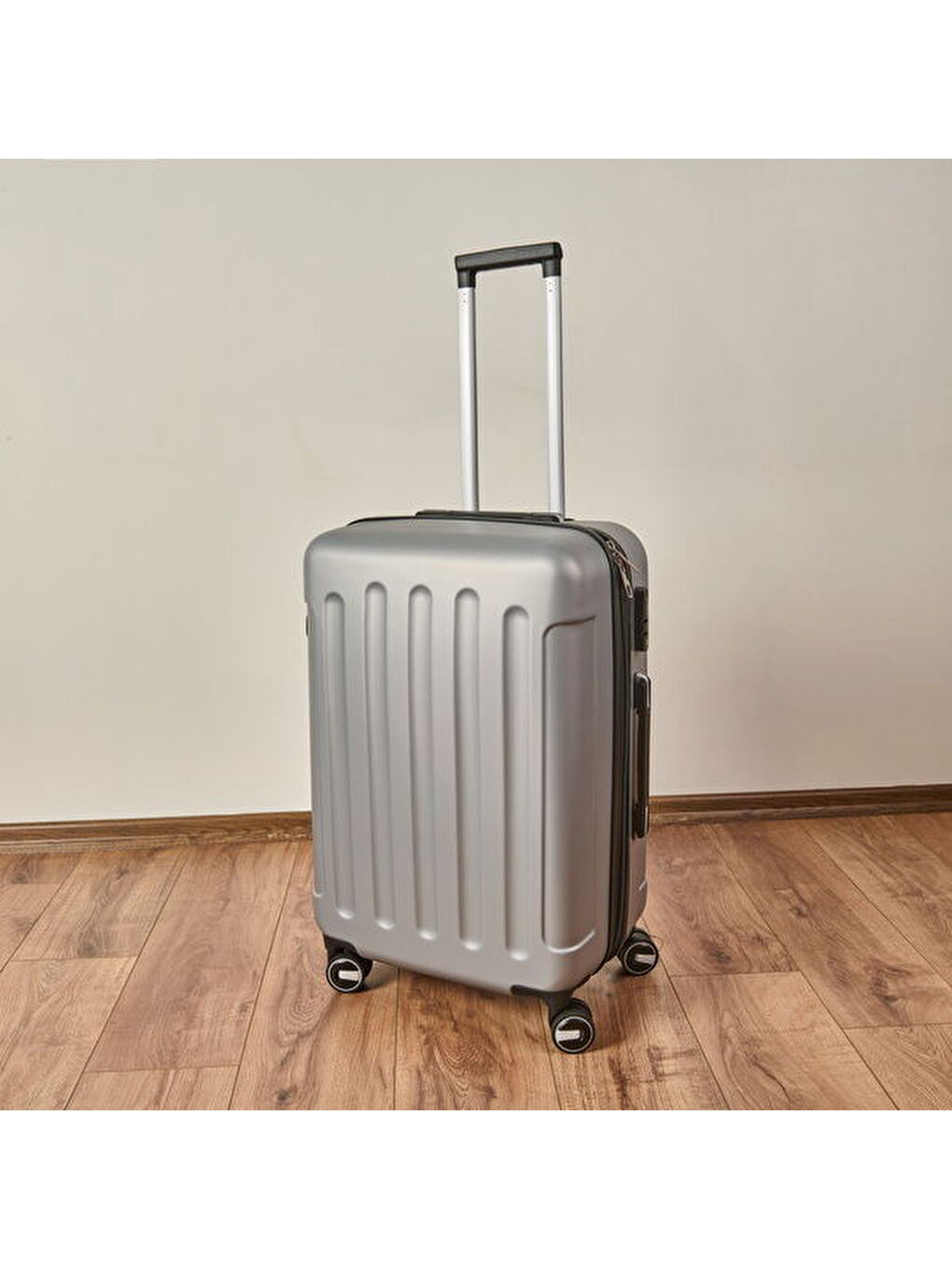 Gri Canal Air Orta Boy ABS Valiz - Gümüş - 66x45x26 cm-3