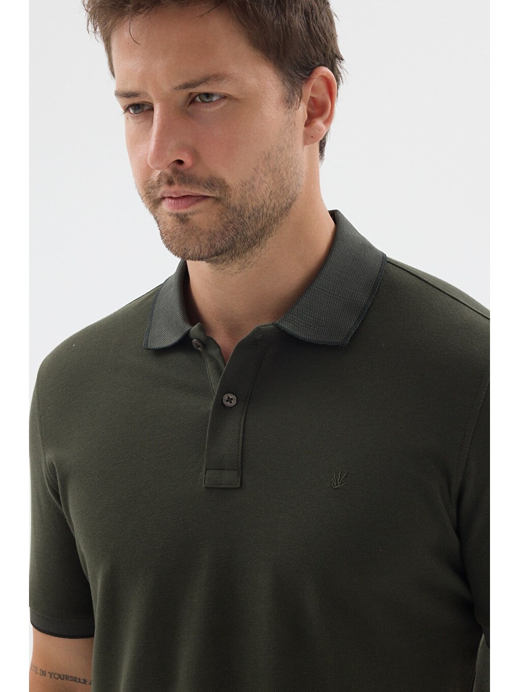 Haki Polo Yaka Pike Kısa Kol Slim Fit %100 Pamuk Tişört 1011260171-3