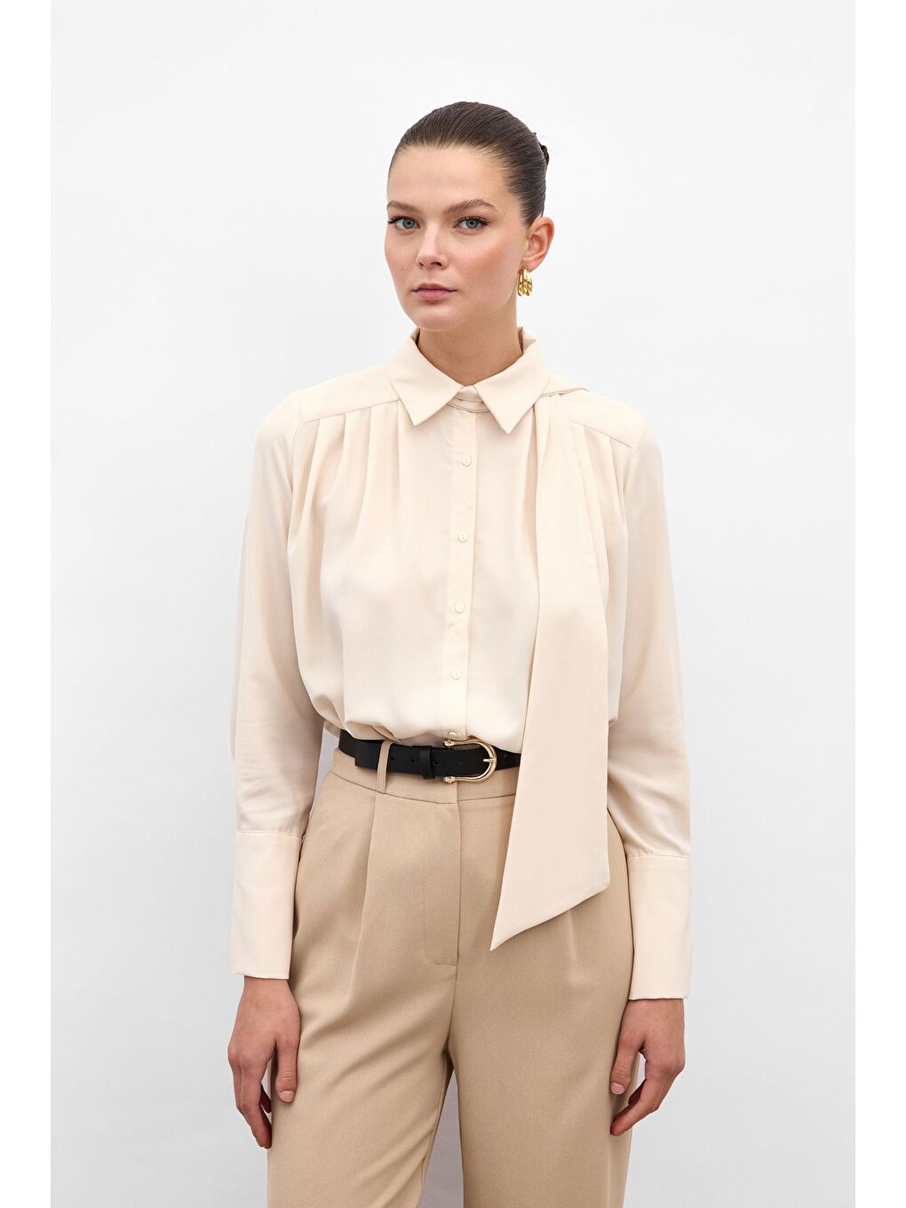 Fularlı Gömlek - Bej-5