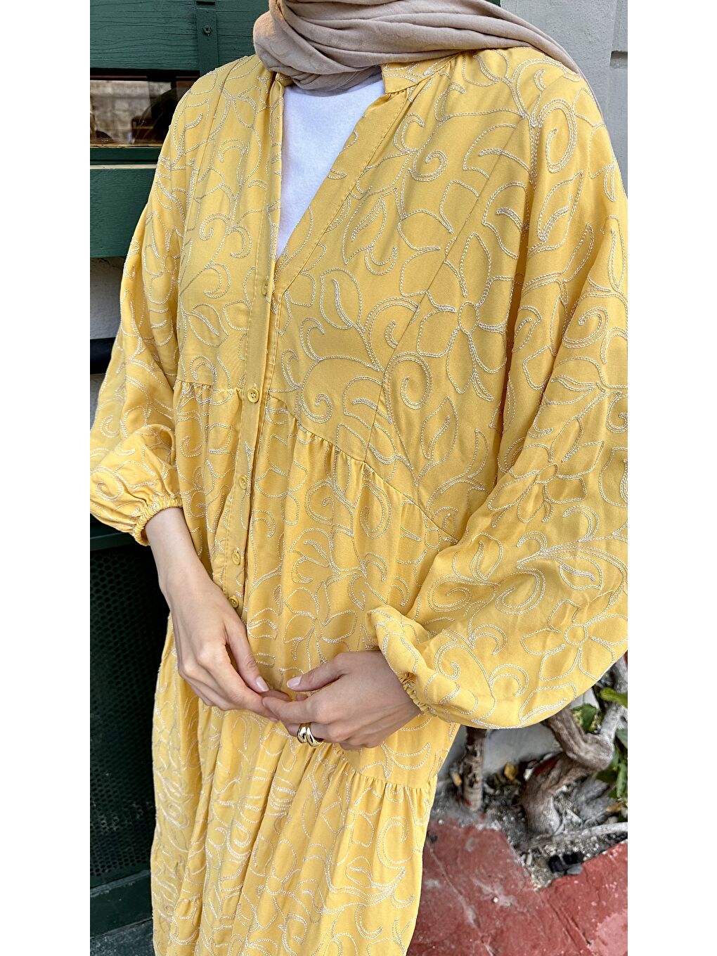 Kadın Gold Çicek Nakışlı Elbise Sarı-4