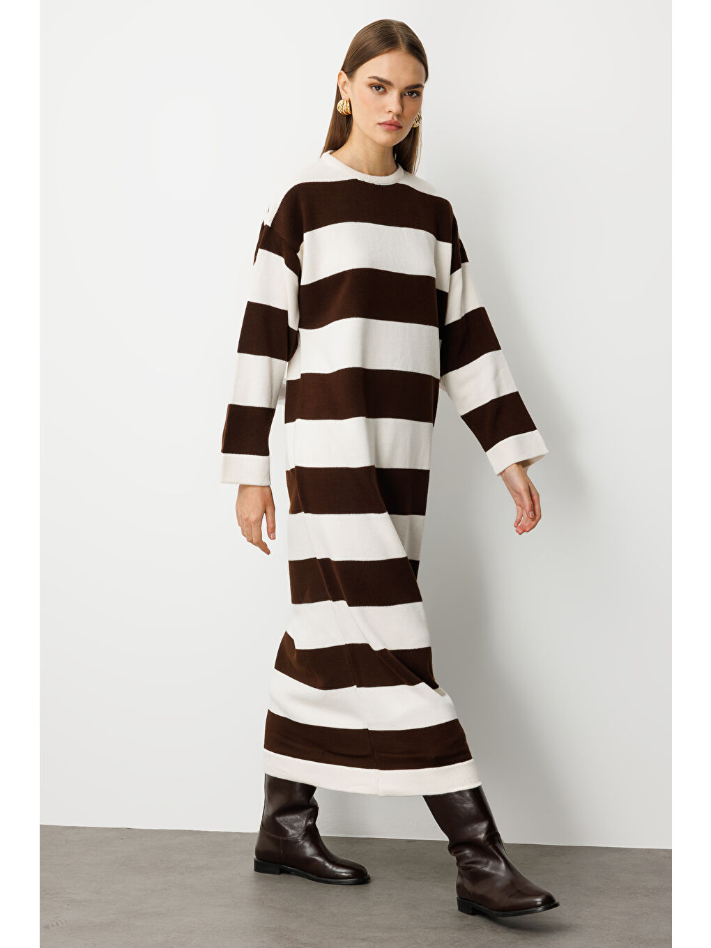 Oversize Ekru Kahverengi Çizgili Uzun Kalın Triko El-1