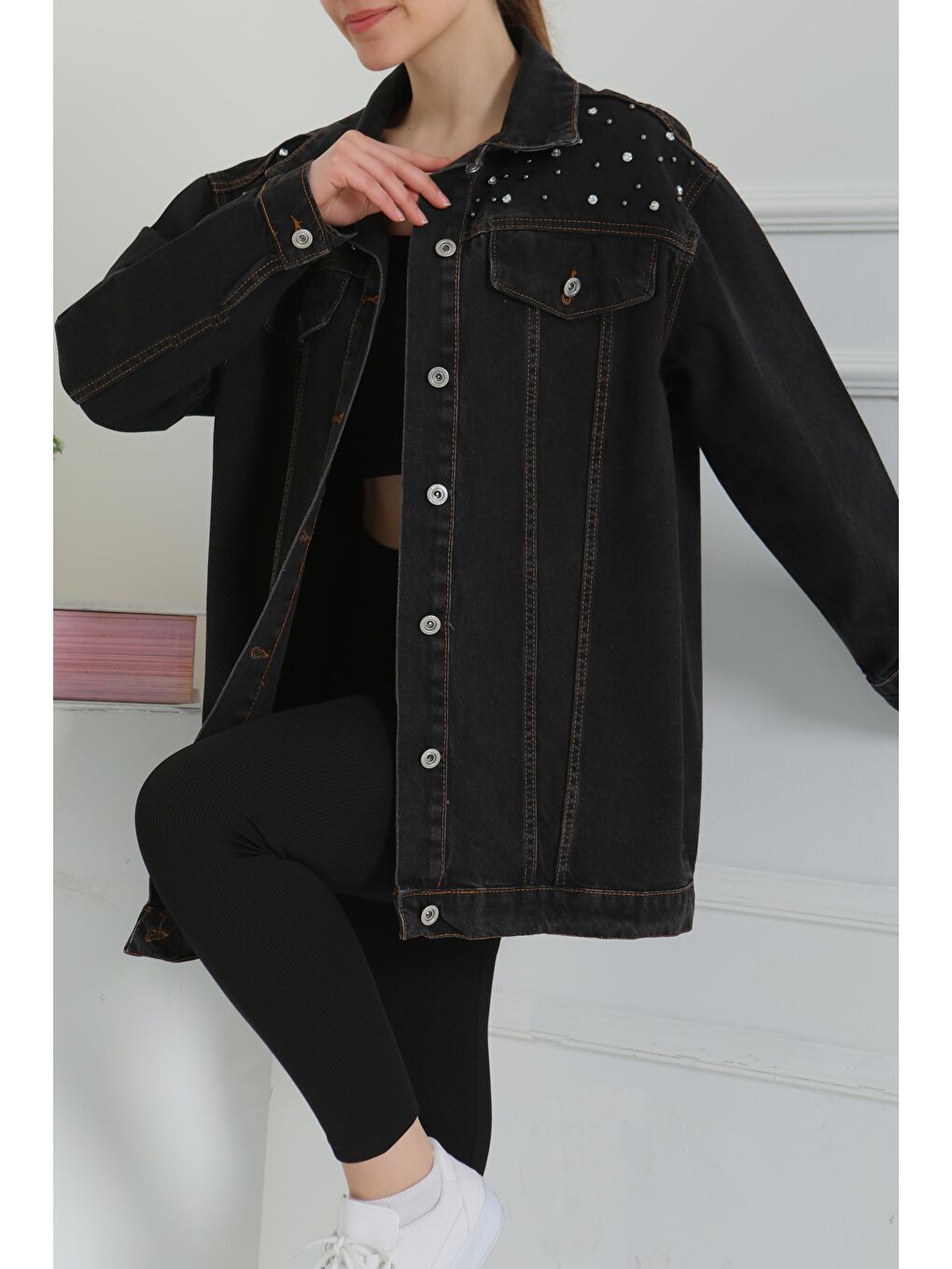 Kadın Omuz Taş Detaylı Oversize Jean Ceket D1 Siyah   26616-1