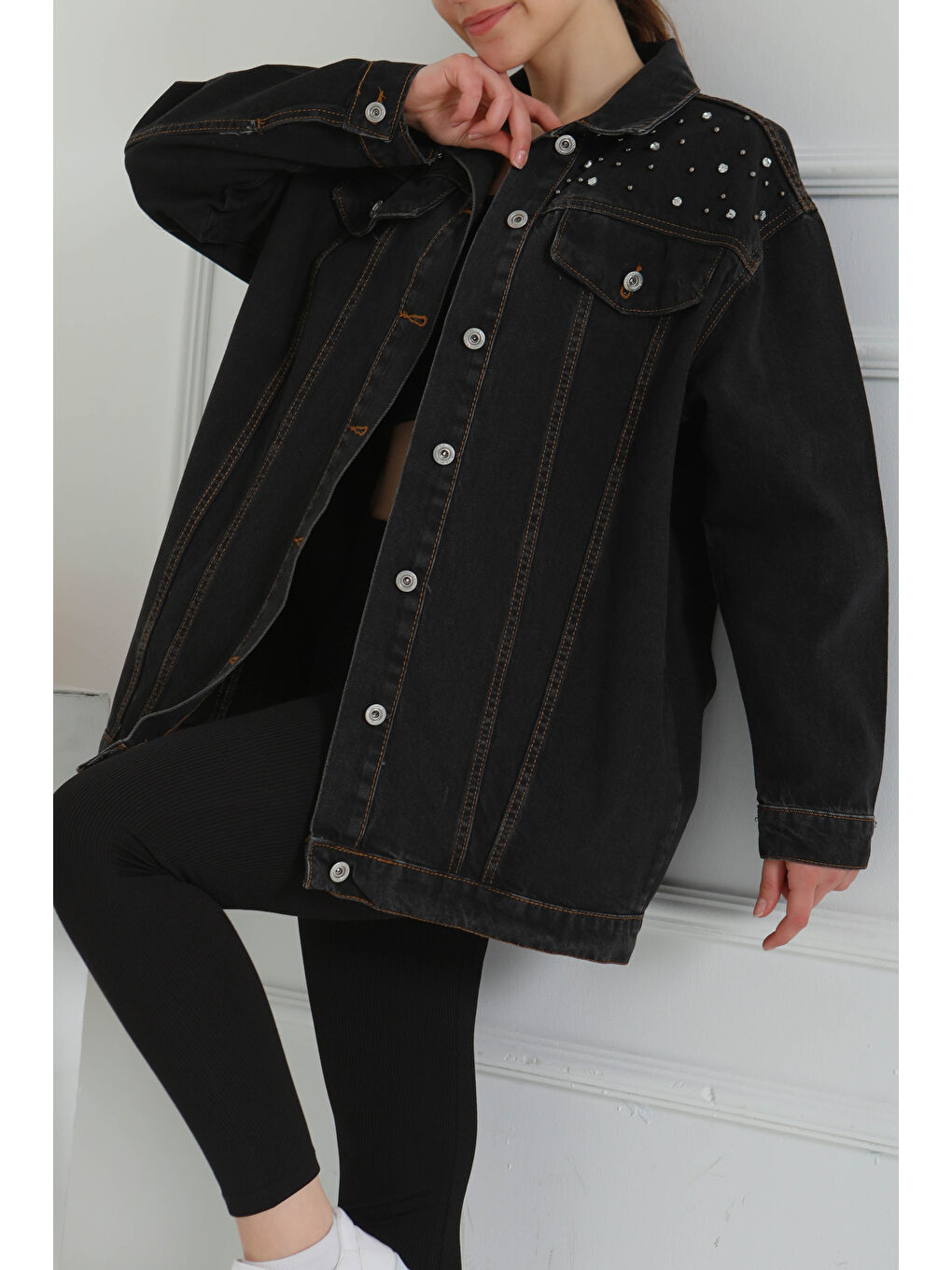 Kadın Omuz Taş Detaylı Oversize Jean Ceket D1 Siyah   26616-2