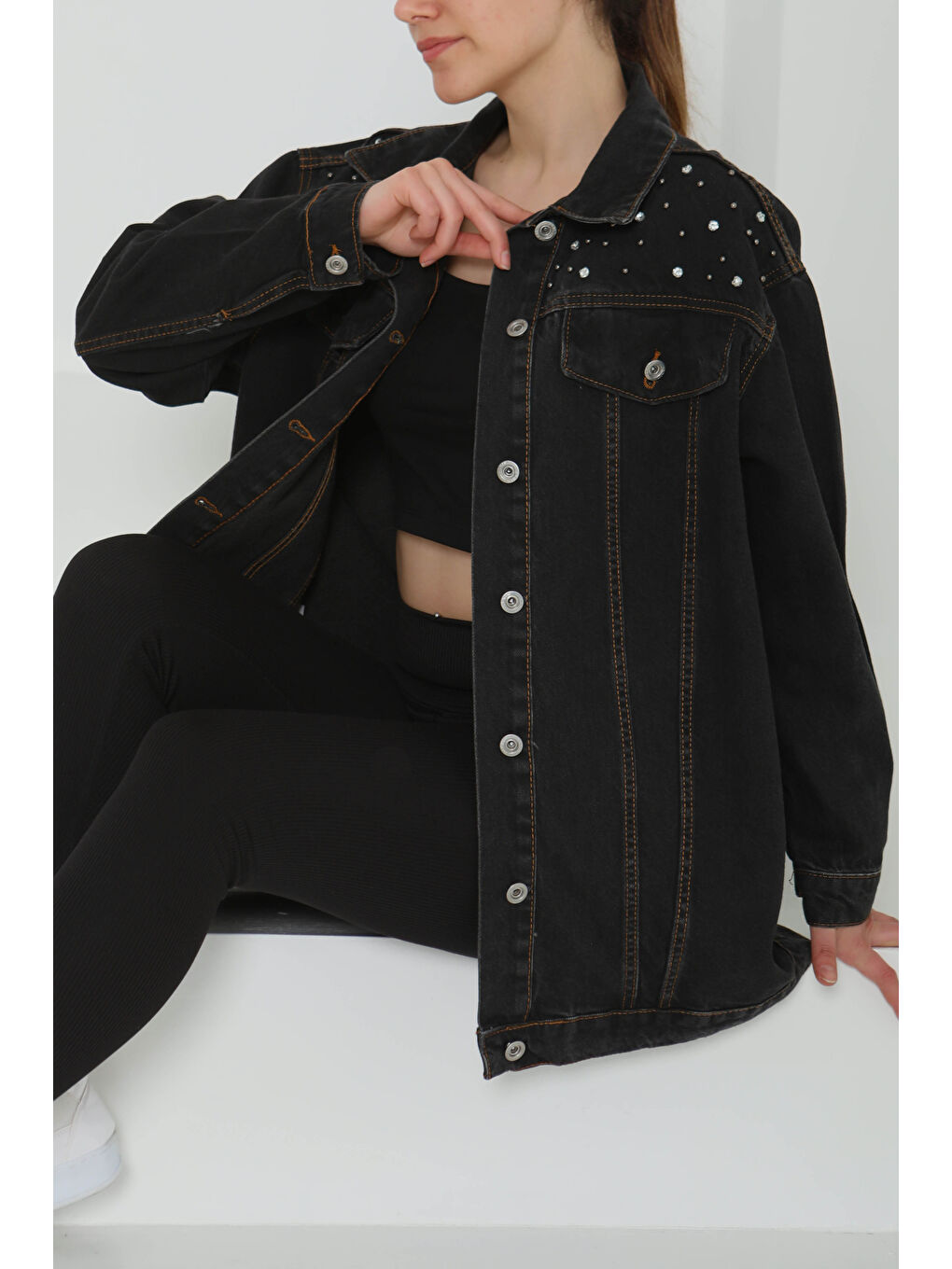 Kadın Omuz Taş Detaylı Oversize Jean Ceket D1 Siyah   26616-4