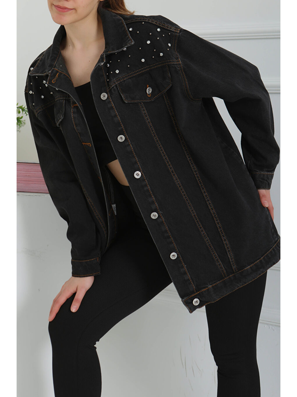 Kadın Omuz Taş Detaylı Oversize Jean Ceket D1 Siyah   26616-5