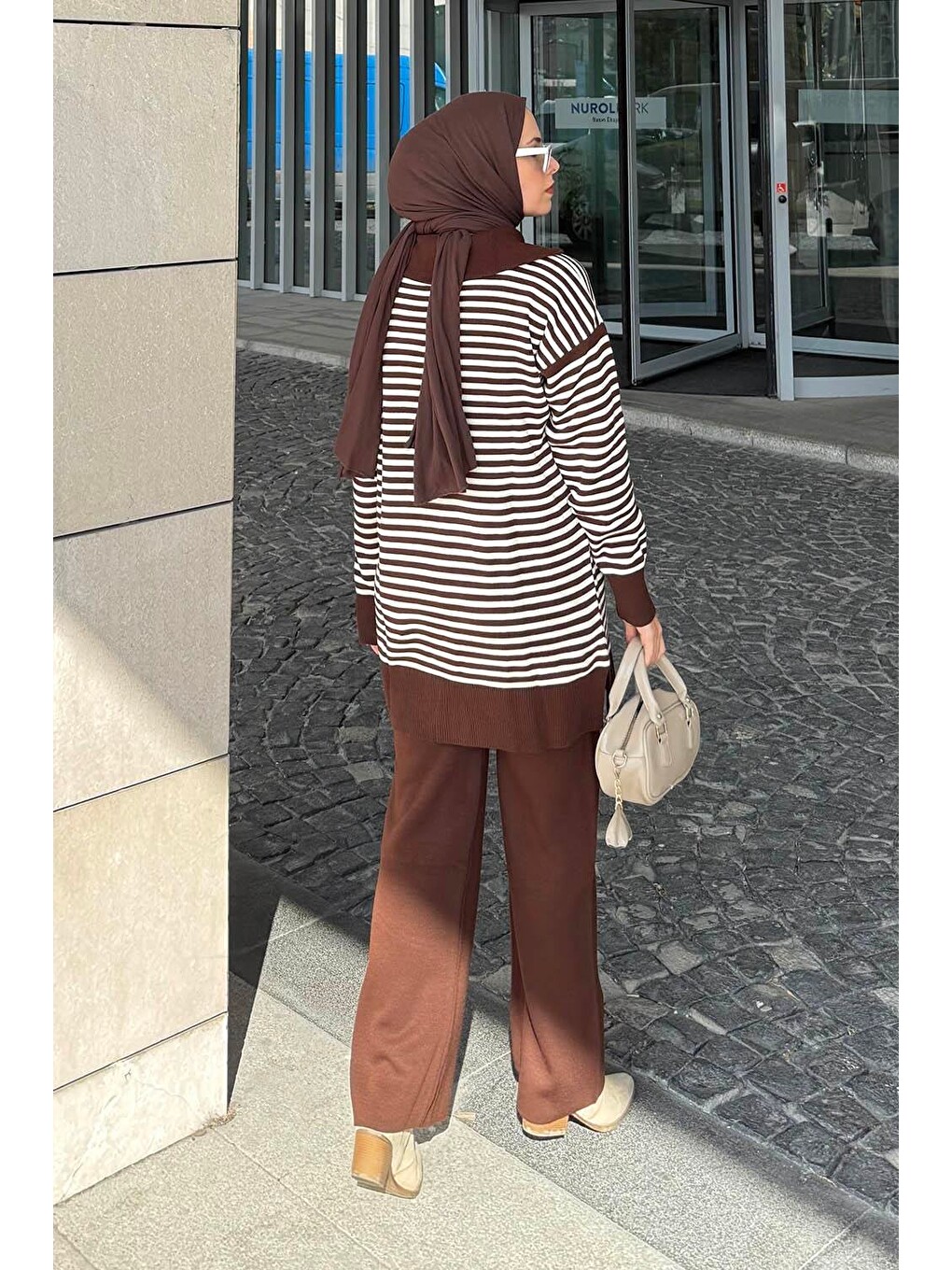 Çizgili Balıkçı Yaka Triko Takım Acı Kahverengi-3