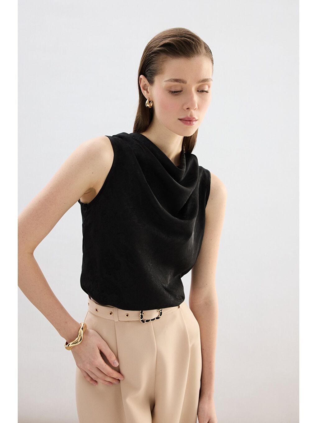 Degaje Yaka Bluz - Siyah-1