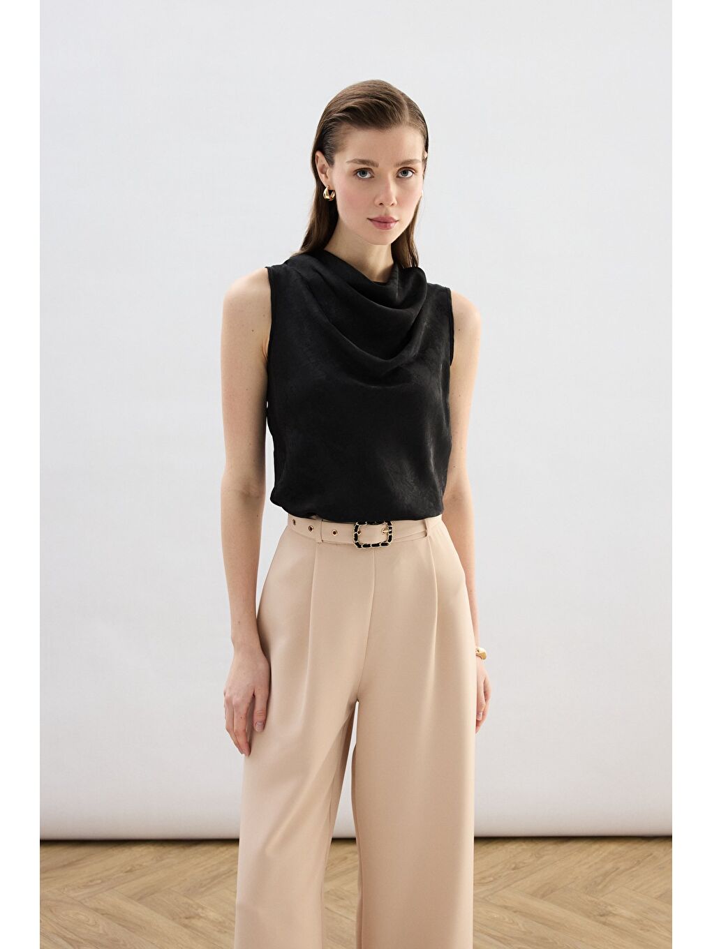 Degaje Yaka Bluz - Siyah-2